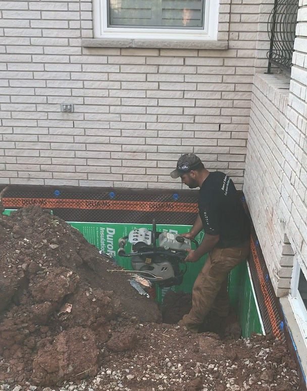 A man do building waterproofing Services In NYC